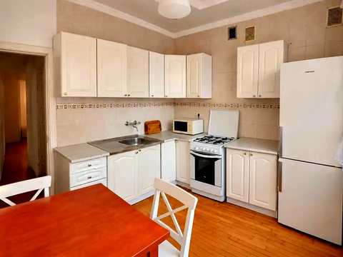 квартира за адресою Білоруська вул., 34