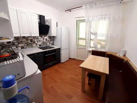 квартира по адресу Софии Русовой ул., 5