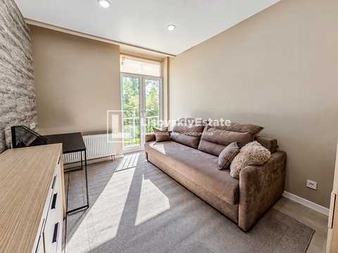 квартира за адресою Регенераторна вул., 4 к15