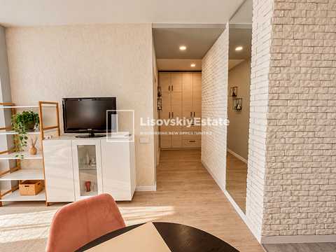 квартира за адресою Регенераторна вул., 4 к15
