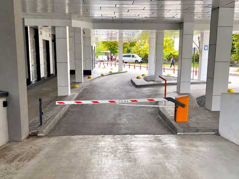 паркоместо по адресу Берестейский просп. (Победы), 11 к1