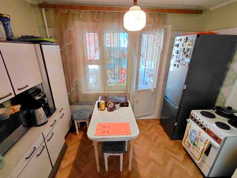 квартира по адресу Героев Днепра ул., 42
