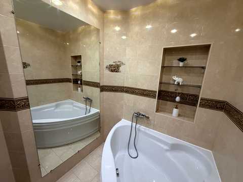 квартира за адресою Софії Русової вул., 1