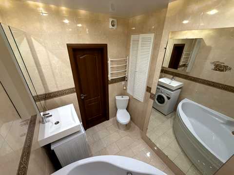 квартира за адресою Софії Русової вул., 1