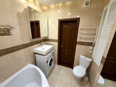 квартира за адресою Софії Русової вул., 1