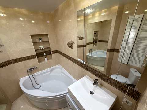 квартира за адресою Софії Русової вул., 1