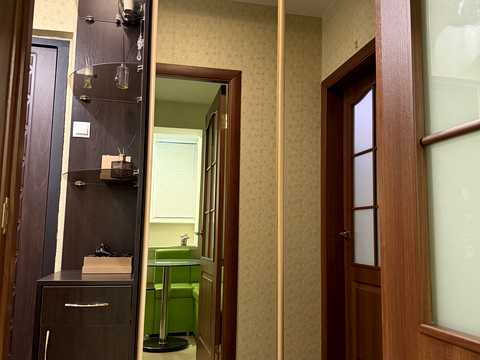 квартира за адресою Софії Русової вул., 1