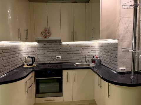 квартира за адресою Софії Русової вул., 1