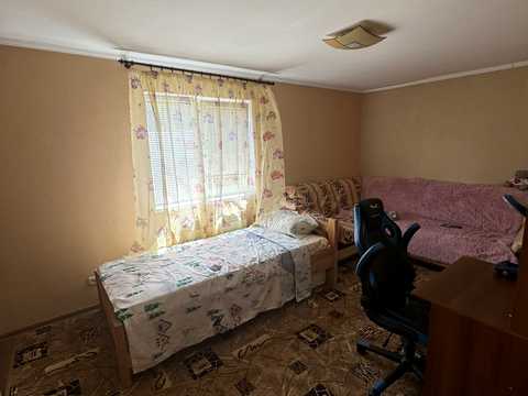 будинок за адресою Центральна, 123