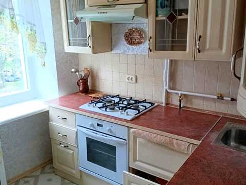 квартира за адресою Квартальна вул. (Гладкова), 13