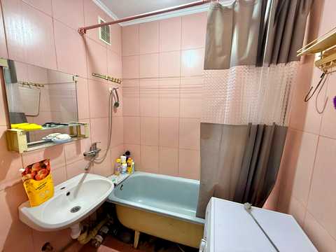 квартира за адресою Нижньохолодногірська вул., 8
