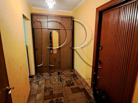 квартира за адресою Київ, Миколи Лаврухіна вул., 11