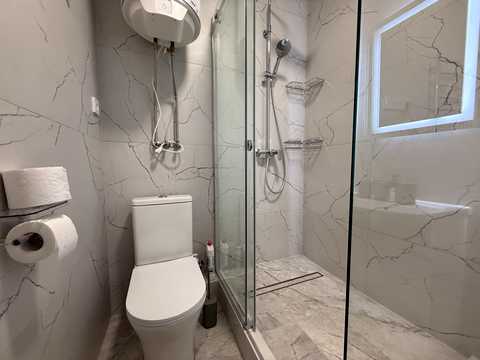 квартира за адресою Лугова, 6