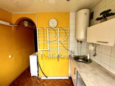 квартира за адресою Київ, Амвросія Бучми бульв., 6