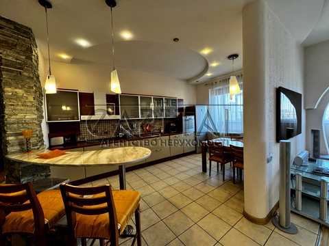 квартира за адресою Київ, Ковпака вул., 17