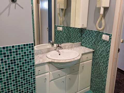 квартира за адресою Королеви Єлизавети ІІ вул. (Глинки), 2