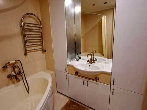 квартира по адресу Миколы Бажана просп., 10