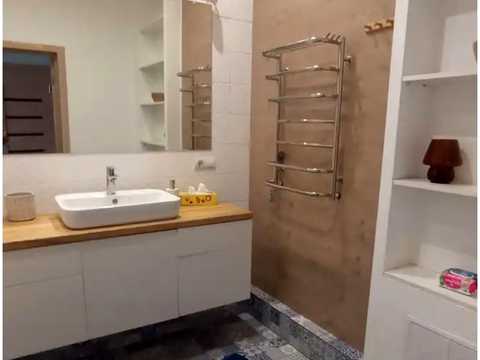 квартира за адресою Василя Тютюнника вул. (Анрі Барбюса), 51/1А
