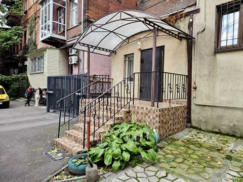 комерційна за адресою Гоголя вул., 10