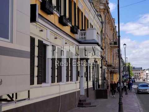 коммерческая по адресу Петра Сагайдачного ул., 21