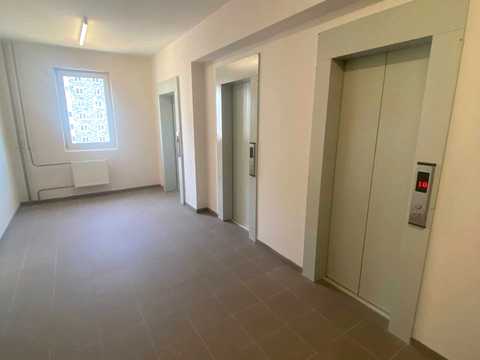 квартира за адресою Сім'ї Кульженків вул. (Петра Дегтяренка), 21