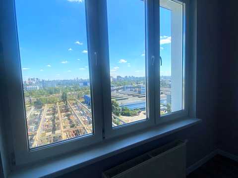 квартира за адресою Сім'ї Кульженків вул. (Петра Дегтяренка), 21