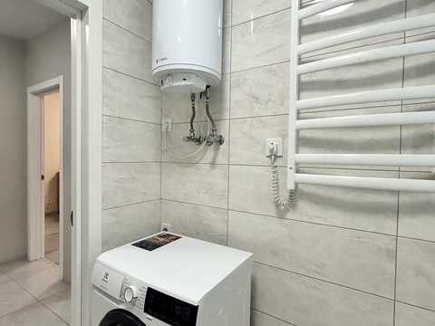 квартира за адресою Юнацька вул., 8