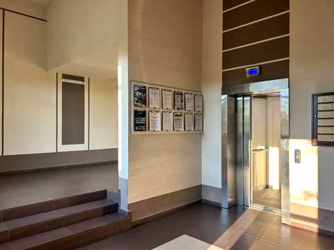 квартира за адресою Юнацька вул., 8