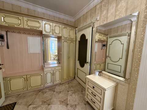 квартира за адресою Київ, Василя Тютюнника вул. (Анрі Барбюса), 37/1