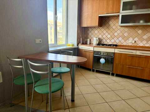 квартира по адресу Героев Харькова просп. (Московский), 40/42