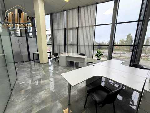 коммерческая по адресу Миколы Бажана просп., 17-Б