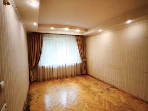 квартира за адресою Героїв Космосу вул., 1