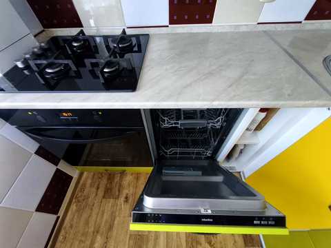 квартира за адресою Івана Микитенка вул., 15