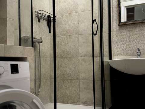 квартира за адресою Регенераторна вул., 4 к11