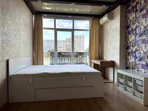 квартира за адресою Регенераторна вул., 4 к2