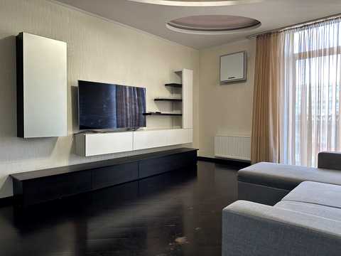 квартира за адресою Регенераторна вул., 4 к2