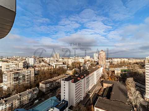 коммерческая по адресу Кловский спуск, 7