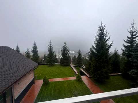 будинок за адресою с. Лісники, Гайова вул.