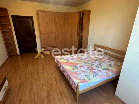 квартира за адресою Анни Ахматової вул., 48