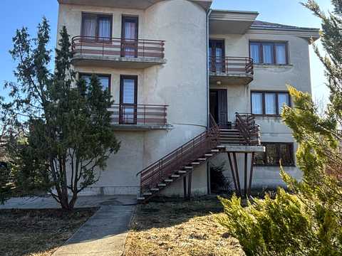 кімната за адресою Каштанова вул., 5