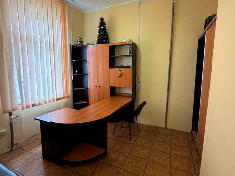 комерційна за адресою Шевченка, 34