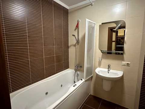квартира за адресою Дегтярівська вул., 25а к1