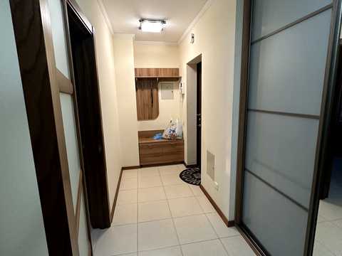 квартира за адресою Дегтярівська вул., 25а к1