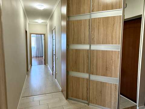 квартира за адресою Сім'ї Кульженків вул. (Петра Дегтяренка), 35