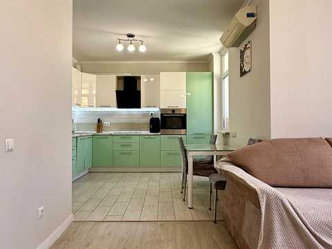 квартира за адресою Сім'ї Кульженків вул. (Петра Дегтяренка), 35