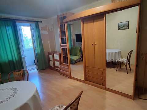 квартира за адресою Євгена Танцюри вул. (Генерала Петрова), 42