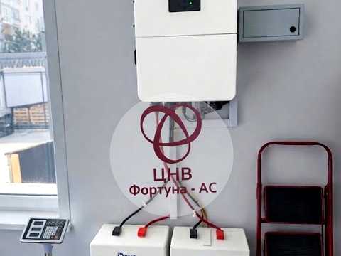 комерційна за адресою Любомира Гузара вул. (Комарова), 19