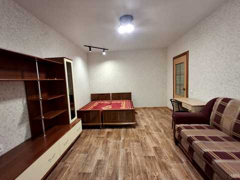 квартира за адресою Драгоманова вул., 12-А