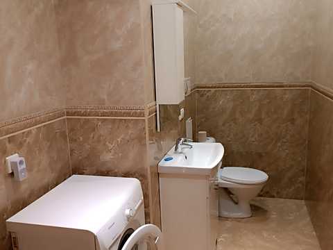 квартира за адресою Срібнокільська вул., 3-А
