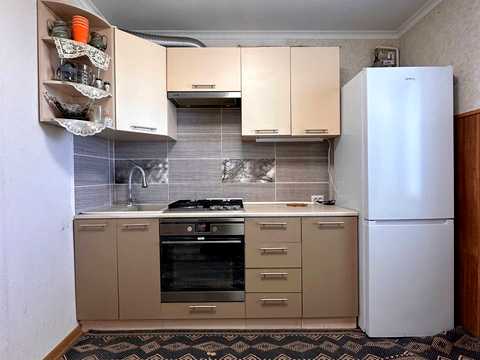 квартира за адресою Семафорна вул., 31